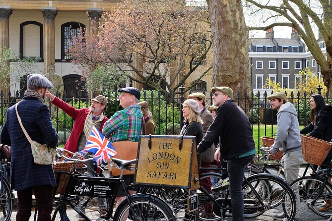 London Gin Safari: A Spirited, Juniper-Fuelled Jaunt - Guides Shibby, Katie, and Stewart: stories that make the bottles make sense