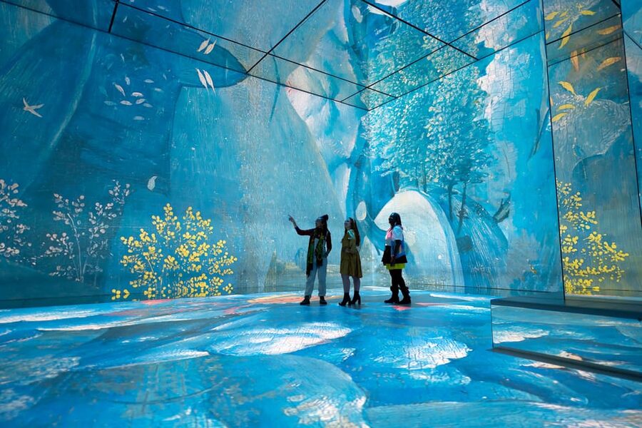 London: Go City Explorer Pass® - Tickets for 2-7 Attractions - Tours that add variety: Globe, football stadiums, mystery games, and more