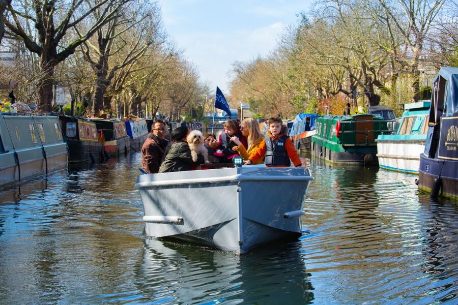 London: GoBoat Rental for Regent's Canal & Paddington Basin - Why a self-drive electric picnic boat works so well in London