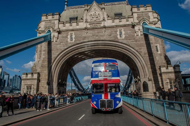 London: Great British Afternoon Tea Bus Tour - Tips to get the best seats and the best tea day