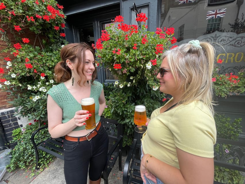 London: Great British Pubs Walking Tour - One of London’s oldest haunted pubs: ghost stories with local credibility