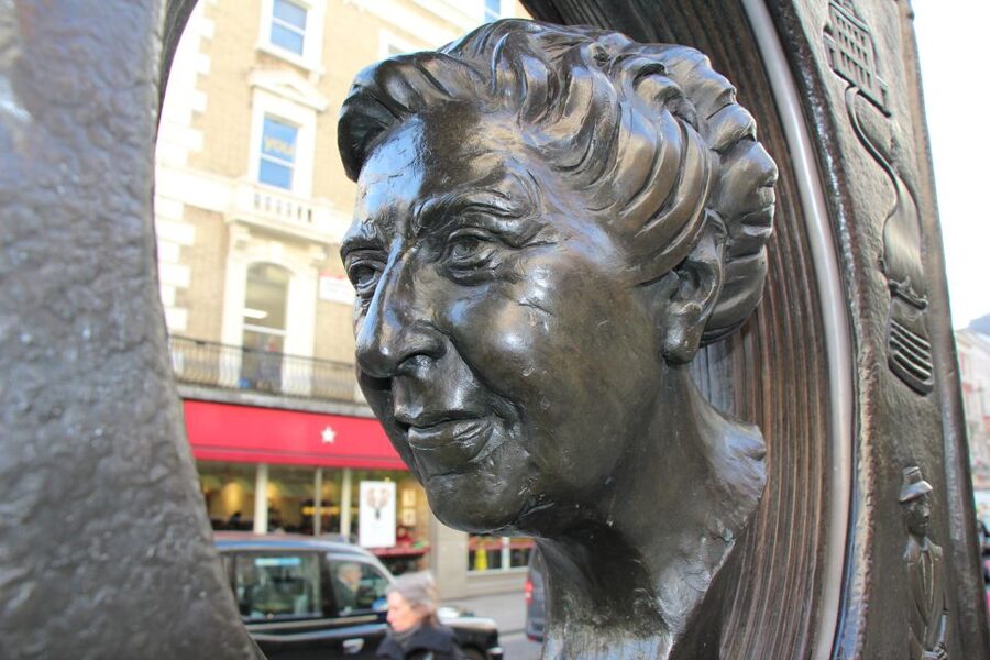 London: Guided Agatha Christie Walking Tour - Two Hours, 10+ Locations: How to Make This Walk Work for You