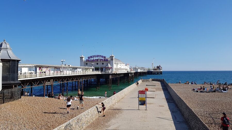 London: Guided Day Trip to Brighton and Seven Sisters - Brighton in one smooth day: what private transport changes