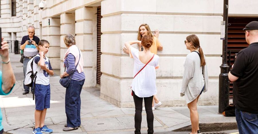 London: Guided Harry Potter Bus Tour of Locations - The Ministry of Magic Entrance: Seeing a Movie Detail on Real Stone