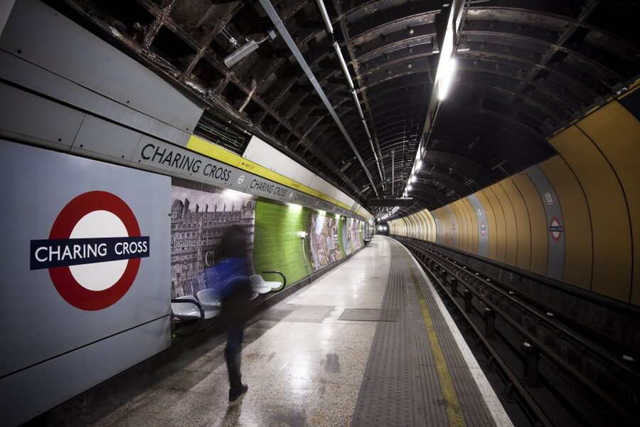 London: Guided Tour of Hidden Tube Station at Charing Cross - Time On Your Feet: What 75 Minutes Feels Like