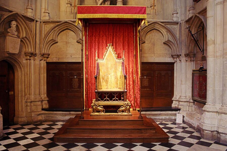 London: Guided Westminster Abbey Tour and Refreshments - Key things that make this tour worth your time