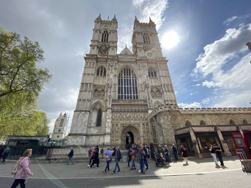 London: Guided Westminster Abbey Tour and Refreshments - Should you book this tour?