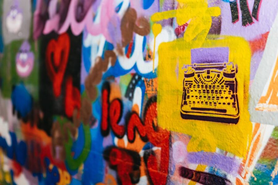 London: Half-Day Street Art Tour and Workshop - Meet Under the White Goat Statue: Fast Start in Spitalfields