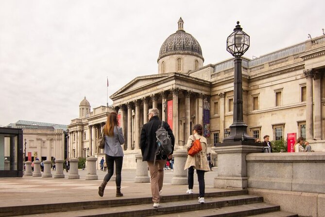 London Half Day Tour with a Local Guide: Private & Custom - Buckingham Palace area and afternoon tea (without the royal fantasy)