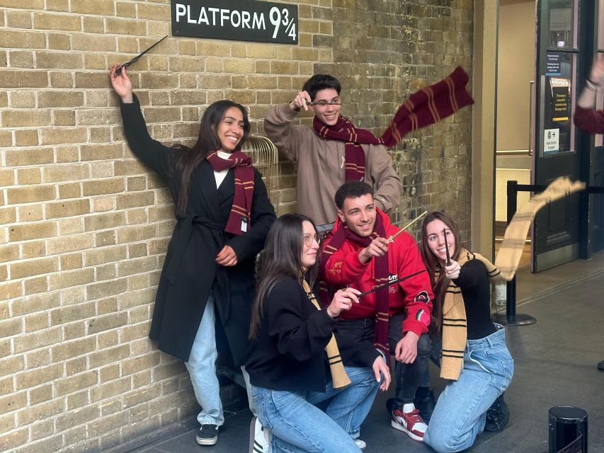 London: Harry Potter Black Cab Tour with Hotel Pick Up - Saint Paul’s Cathedral and the Film-Worthy Geometry