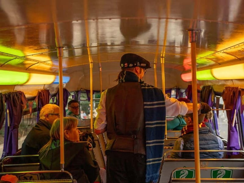 London: Harry Potter Film Locations Sightseeing Bus Tour - Getting On the Bus at Victoria Embankment and Choosing Your House