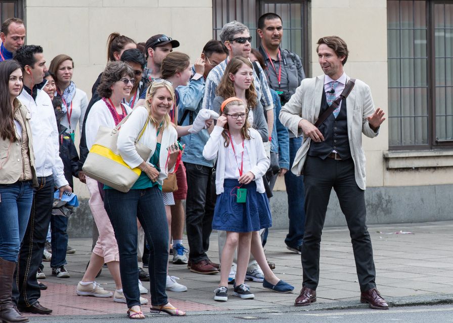 London: Harry Potter Filming Locations Walking Tour - Meeting at Victoria Embankment: start smart for an easy 9:00 or 2:00 departure