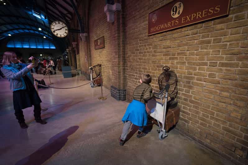 London: Harry Potter Inspirations and Locations Tour - Who should book this Potter inspirations and locations tour?
