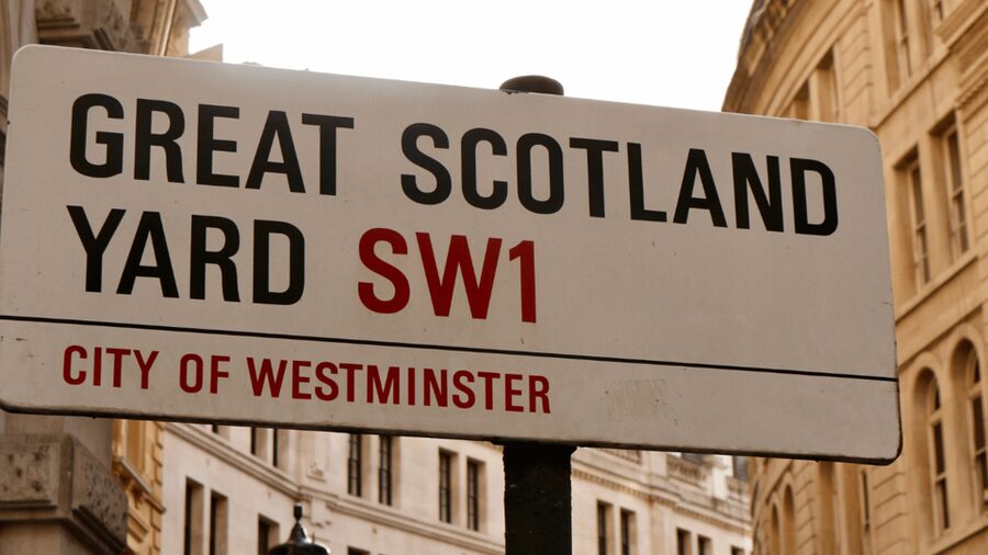 London: Harry Potter Movie Location Tour with an APP - Harry Potter London, Told Through Stops You Can Actually Walk