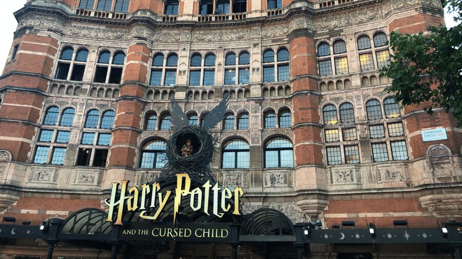 London: Harry Potter Movie Location Tour with an APP - Starting at Westminster Station: Parliament Street to Whitehall Garden