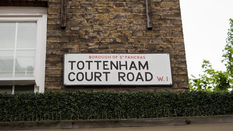 London: Harry Potter Movie Location Tour with an APP - Cursed Child Theatre and Tottenham Court Road for Potter Fan Details