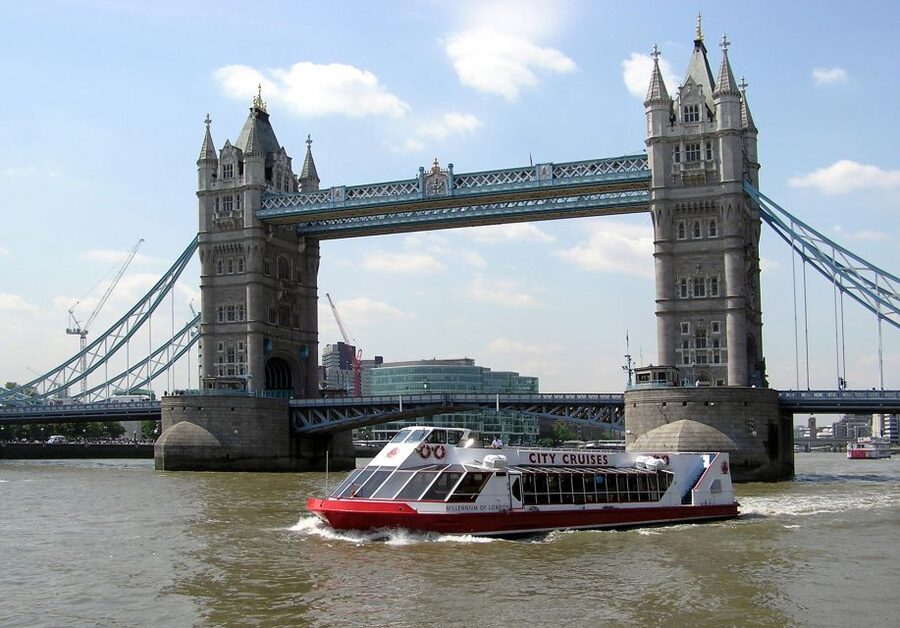 London: Harry Potter Walking Tour and Tower of London Entry - Should You Book This Harry Potter Walking Tour Plus Tower Entry?