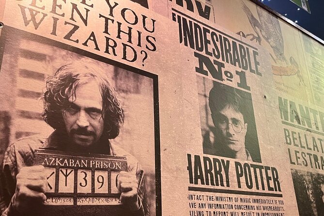 London: Harry Potter Walking Tour with Platform 9 3/4 - Meeting at Embankment: finding your group and getting started