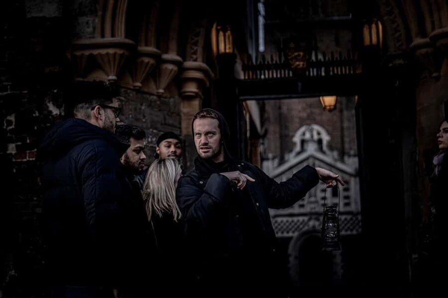 London: Haunted Ghost Night Walking Tour - St. Paul’s Cathedral to Millennium Bridge: big silhouettes, dark stories