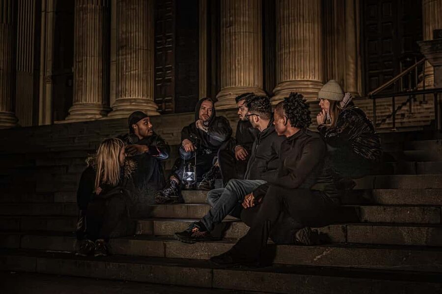 London: Haunted Ghost Night Walking Tour - Shakespeare’s Globe and The Anchor Tavern & Hub: when culture turns creepy