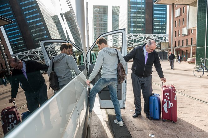 London Heathrow Airport Arrival Transfer (Airport to Southampton Hotel or Address) - Direct Door-to-Door to Southampton: Fewer Stops, Less Stress