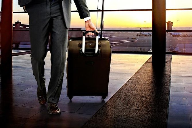 London Heathrow Airport Transfer - Drop-off and luggage help: why that last 5 minutes matters