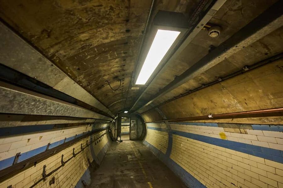 London: Hidden Tube Tour - Green Park Station - Price and value: is $62 for 80 minutes fair?