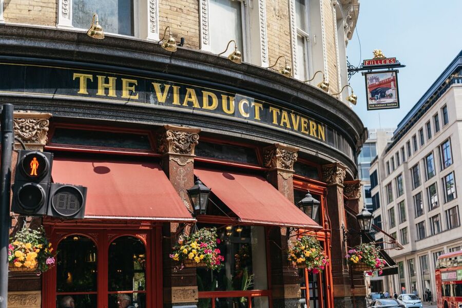 London: Historic Pubs of Central London Walking Tour - Price and value: $39 is for the guide, not the drinks