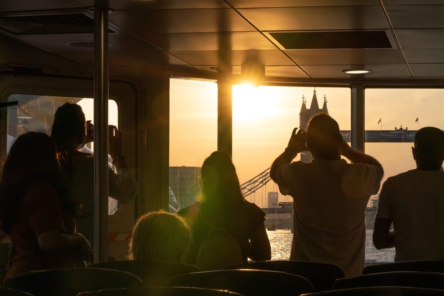 London: Hop-On Hop-Off 1-Day River Sightseeing Adventure - Other landmarks you’ll see along the way (and how to use them)