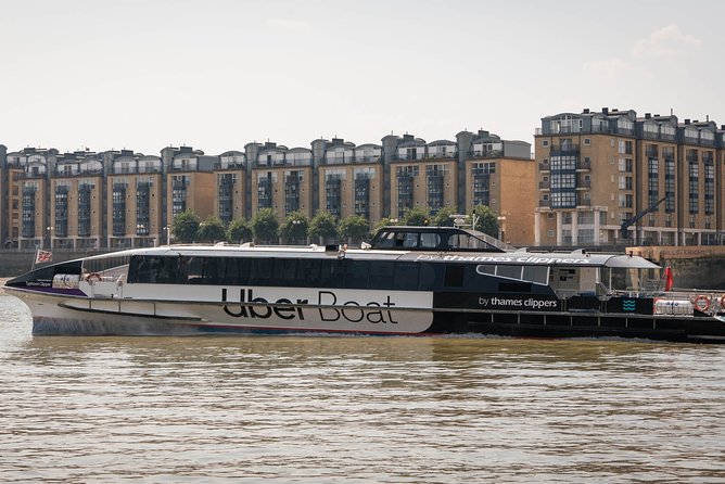 London: Hop-On Hop-Off 1 Day River Thames Adventure - Uber Boat - Helpful crew matters more than you think