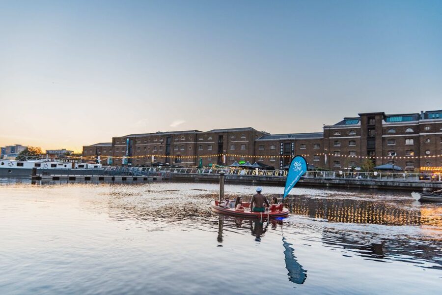 London: Hot Tub Boat Guided Historical Docklands Cruise - Who This Tour Is Best For (and Who Should Skip It)