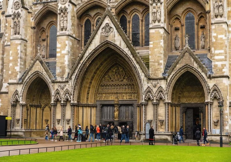 London: Houses of Parliament & Westminster Abbey Guided Tour - Photo rules, standing stamina, and how to make it comfortable