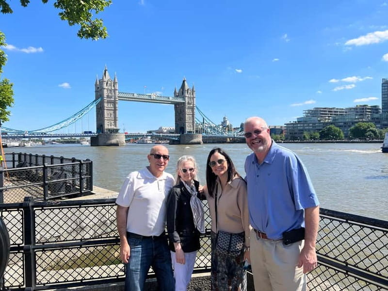 London: Iconic London Taxi Tour - Private 3 hour tour - Borough Market and Shakespeare’s Globe: a London taste and a cultural beat