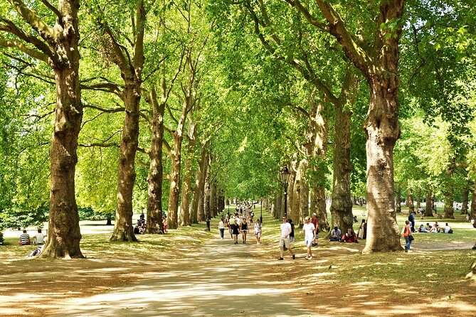 London in a Day Walking Tour from the Tower to Kensington - Tower Hill Sundial: Starting at the Tower Hill Underground Station
