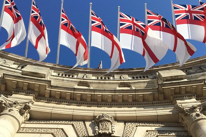 London in One Day: Small Group Walking Tour - See 30+ Sights - South Bank detours: Golden Hinde and Shakespeare’s Globe exterior views