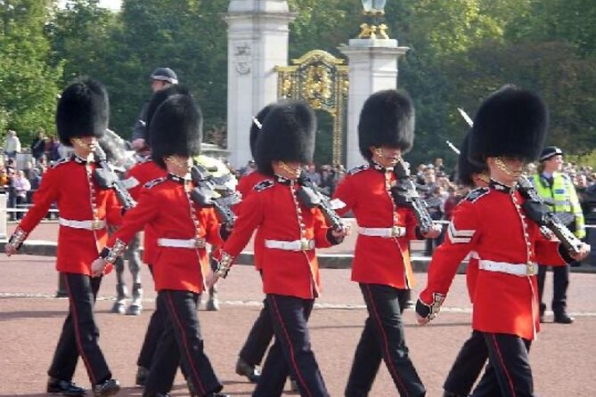 London in One Day: Tour Royal Westminster and the Square Mile - Buckingham Palace and the royal-photo start you’ll appreciate