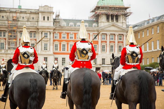 London In One Day Tour with River Cruise & London Eye Option - Buckingham Palace and the Changing of the Guard: plan around the schedule