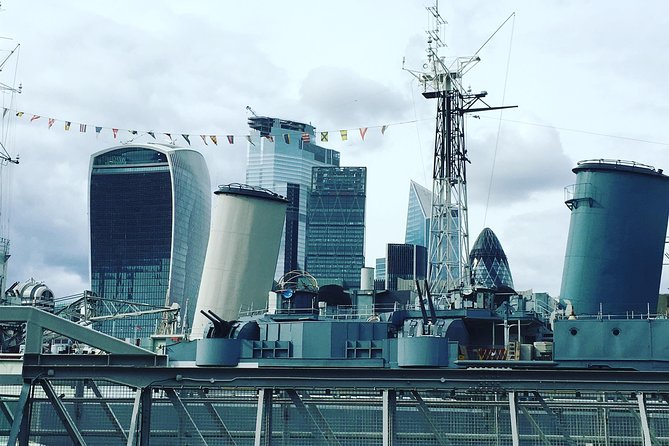 London Introduction Walking Tour - Trafalgar Square and The Mall: Classic London Energy