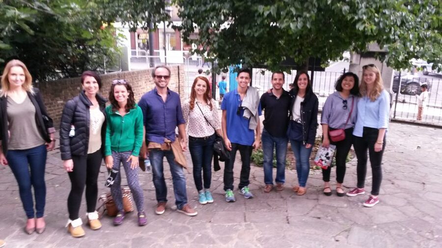London: Jack the Ripper Evening Walking Tour - Aldgate at Night: Finding the starting point and setting the tone