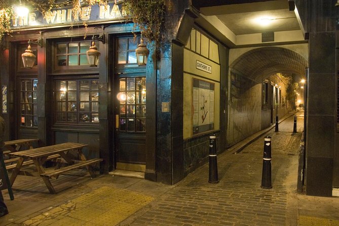 London Jack The Ripper Guided Walking Tour - Price and value: yes, it’s free, but you’re paying with attention
