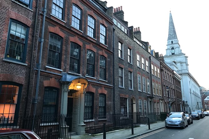 London - Jack the Ripper Small Group Tour - How Richard Walker tells the story: facts, theories, and tech that actually works