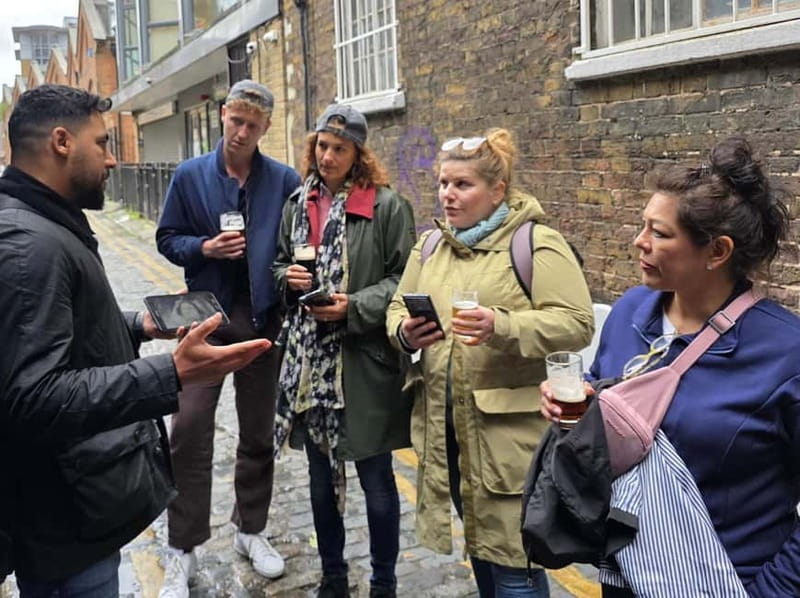 London: Jack the Ripper Tour with Historic Pub Stops - Whitechapel’s streets do the work for you