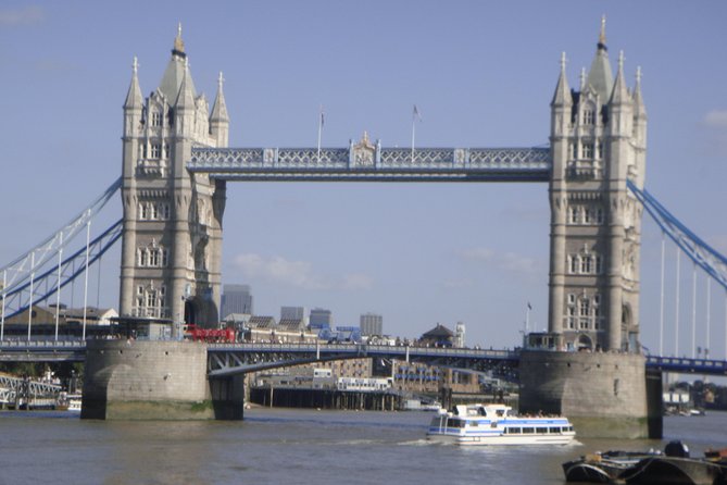 London Landmark Walking Tour & Ride The London Eye - Millennium Bridge, St. Paul’s Dome, and the Wobbly Bridge Moment