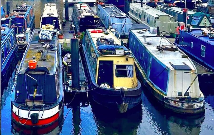 London: Little Venice, Regents Canal on Camden Walking Tour - Crocker’s Folly and canal architecture that makes you pause