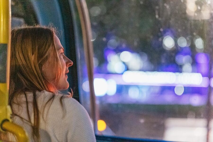London: London by Night Sightseeing Open-Top Bus Tour - How to get great photos from a moving bus