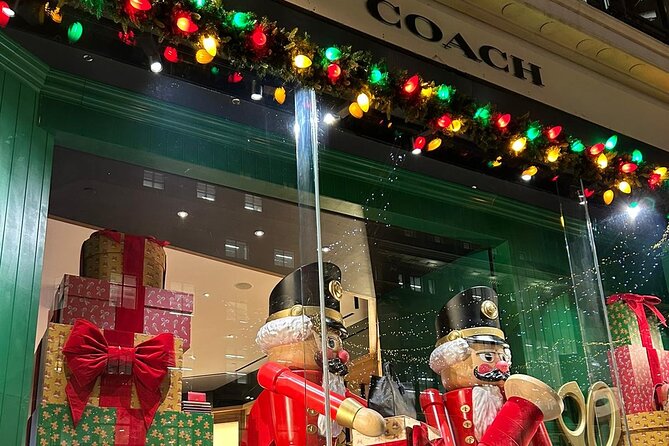 London Magical Christmas Walking Tour with Guide - Soho to Mayfair: two moods, one holiday glow