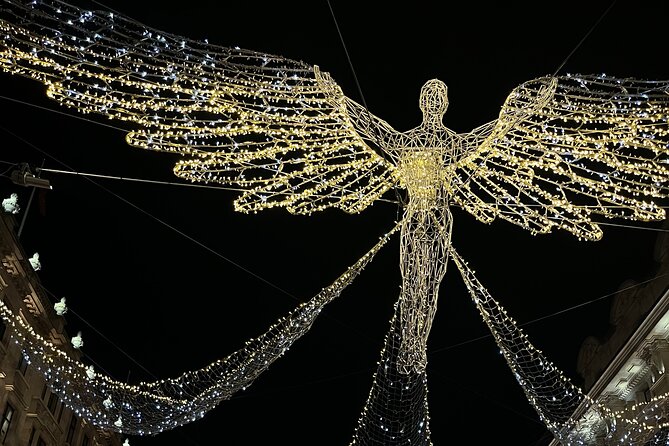 London Magical Christmas Walking Tour with Guide - West End landmarks without needing show tickets