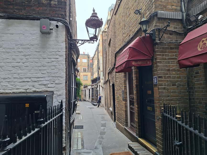 London: Mary Poppins Small Group Walking Tour - Mary Poppins Magic Meets Real London Streets