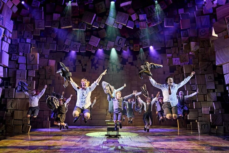 London: Matilda the Musical & 2-Course Pre-Show Meal - Who Should Book This Matilda Package