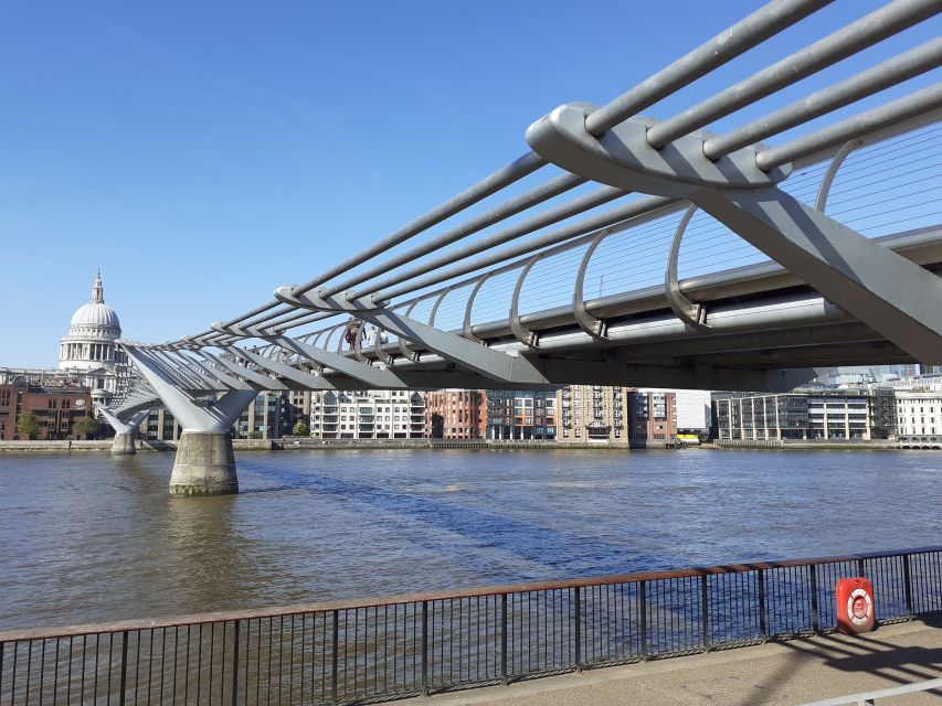 London: Medieval History Walking Tour from The Tower - Tower Hill to the river: a fast way to get your bearings